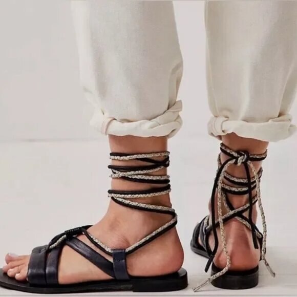 NEW Free People Linden Leather Wrap Sandals in Black  Size 39 - Picture 8 of 16